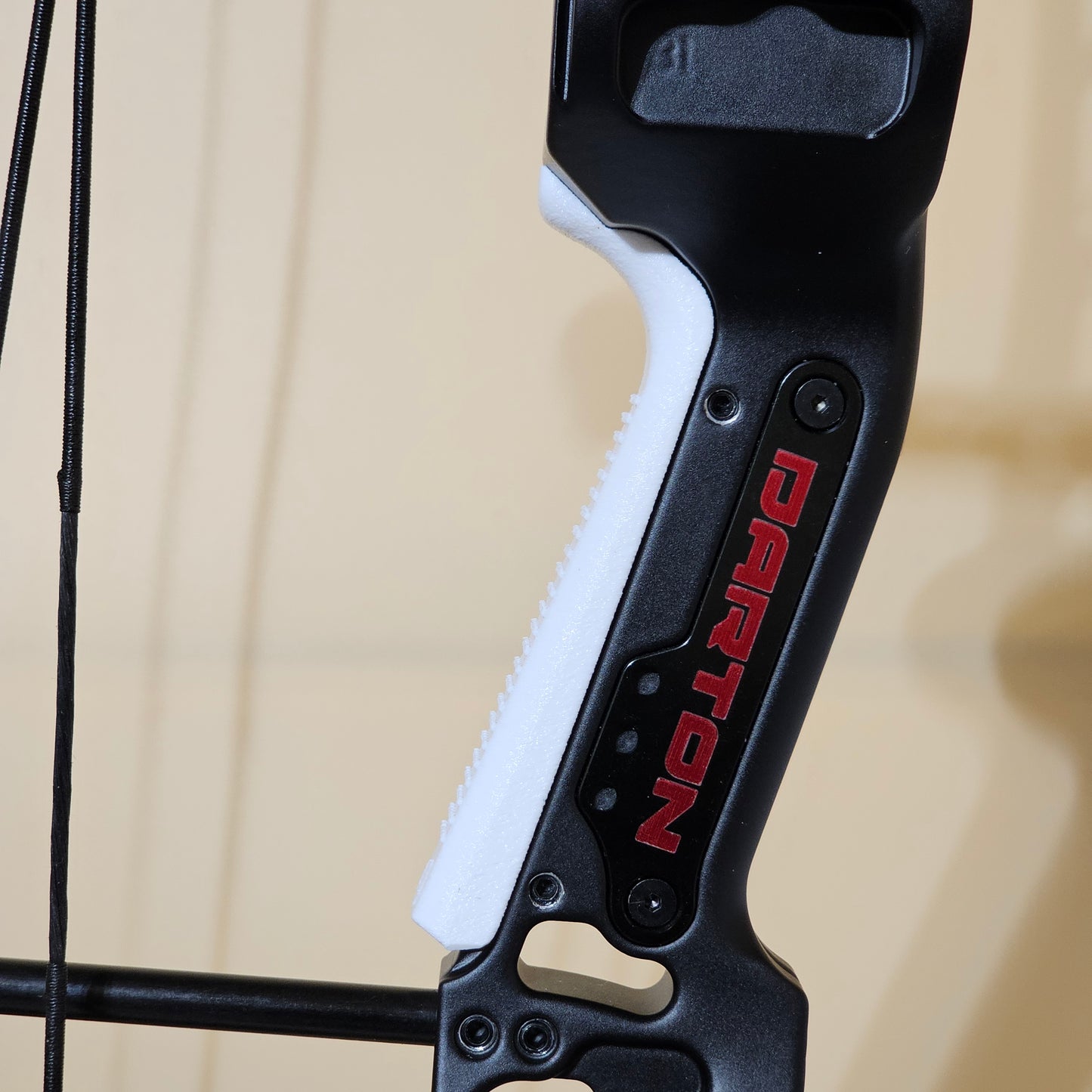 DT1 With Shelf Gizmo Grip (Fits Darton Tritech Series Bows)