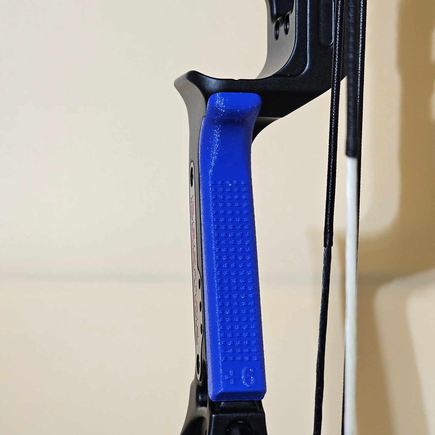 DT1 No Shelf Gizmo Grip (Fits Darton Tritech Series Bows)