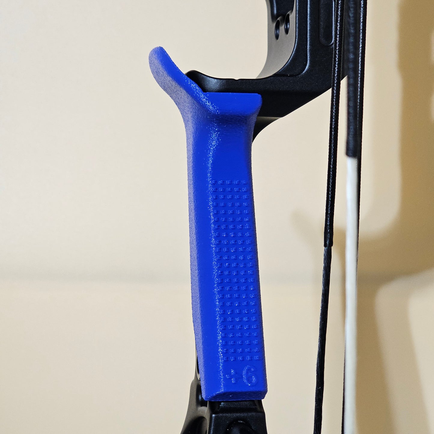 DT1 With Shelf Gizmo Grip (Fits Darton Tritech Series Bows)