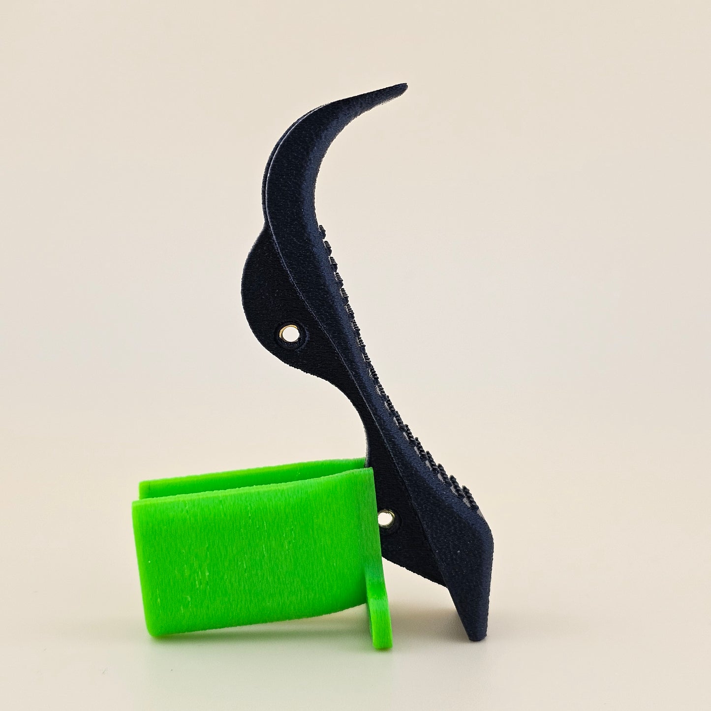 HT1 Negative Gizmo Grip (Fits Hoyt Target Bows)